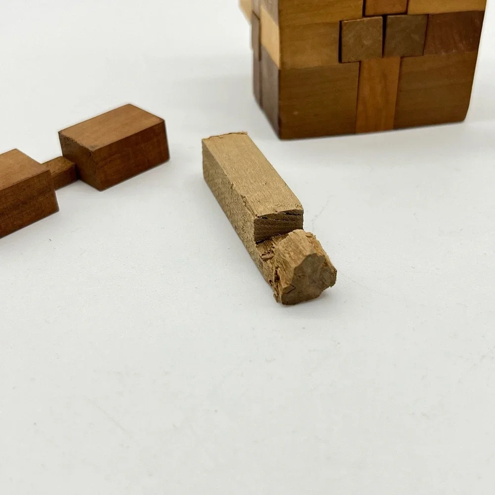 Vintage Wooden Burr Puzzle Brain Teaser Interlocking Cube 3D Puzzle Toy‎